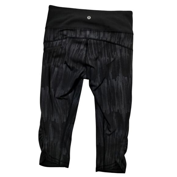 Lululemon womens Run: Top Speed Crop black leggings size 4 - Picture 7 of 13